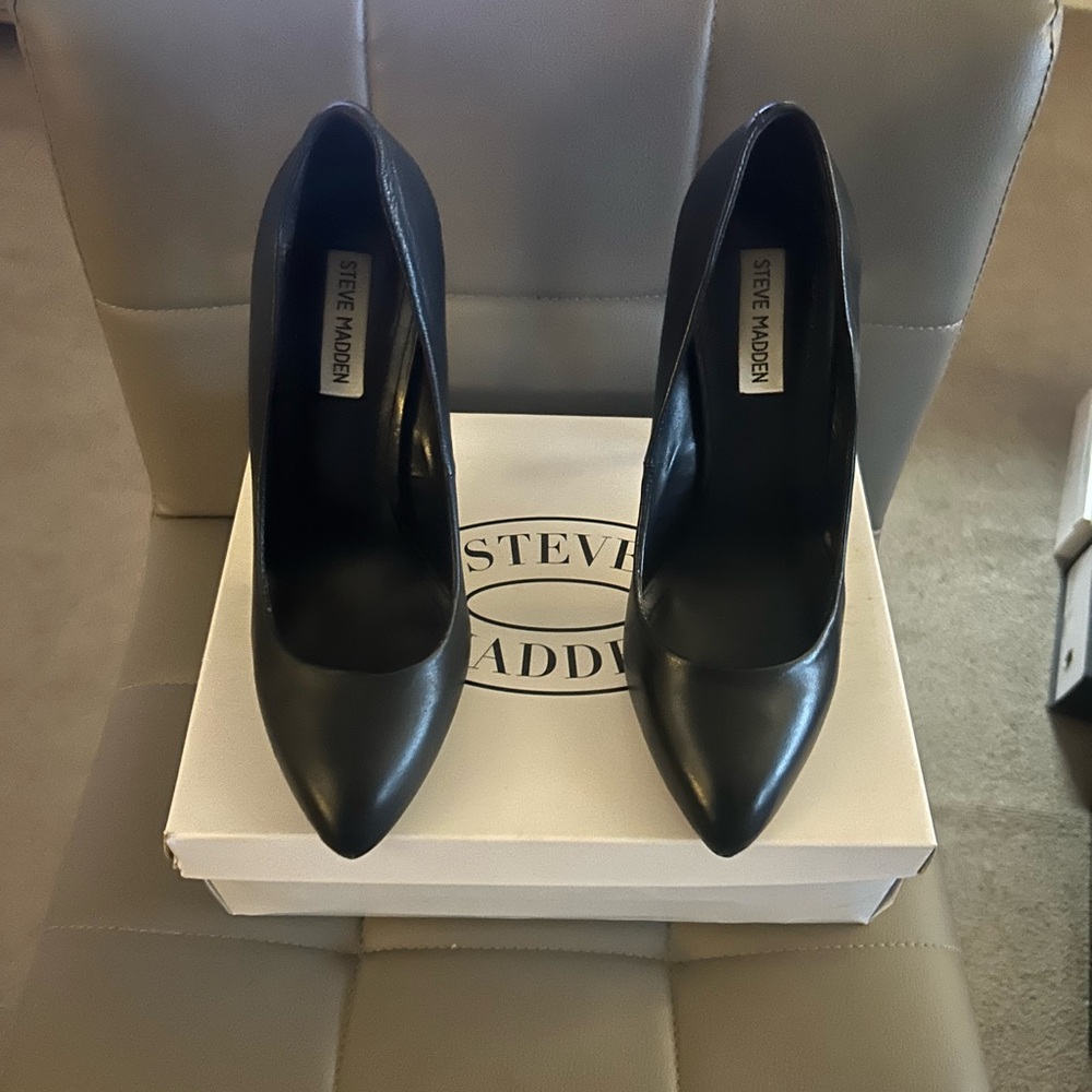Steve Madden Black Women's Pumps